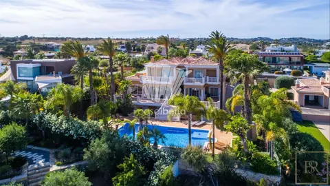 Premium Villa Fantastic view outdoor, Indoor pool & jacuzzi, 3 bedrooms in Porto de Mós - Lagos - Faro - Lagos