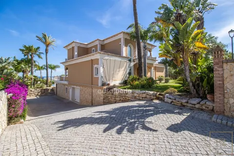 Premium Villa Fantastic view outdoor, Indoor pool & jacuzzi, 3 bedrooms in Porto de Mós - Lagos - Faro - Lagos value for sale For Super Rich