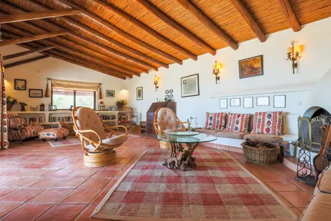 Premium House Seaside atop the cliffs, 5 bedrooms in Algarve expensive for sale For Super Rich