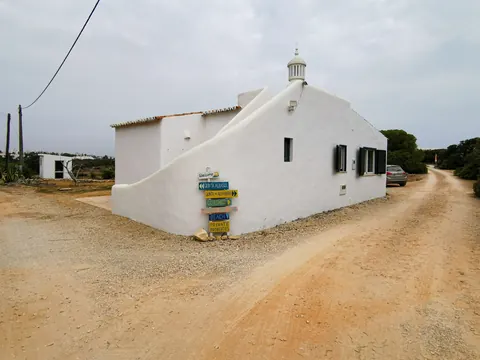 Premium House Seaside atop the cliffs, 5 bedrooms in Algarve image for sale For Super Rich