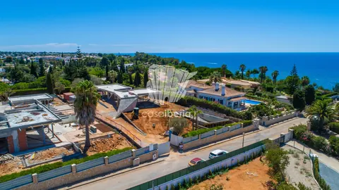 Architectural Villa Sea View coastal paradise, 4 bedrooms in Faro - Lagoa - Algarve prix for sale For Super Rich
