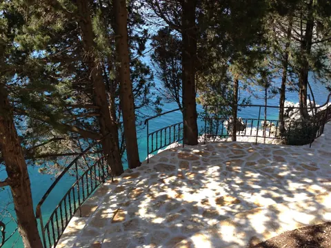 Luxury Villa Private beach access Waterfront, 5 bedrooms in Kentroma - Corfu value for sale For Super Rich
