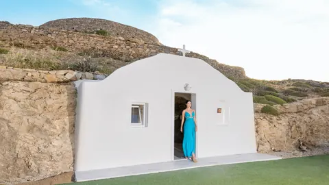 Premium Hotel Panoramic sea view overlooking the Aegean, Tennis court, 29 bedrooms in Mykonos image for sale For Super Rich