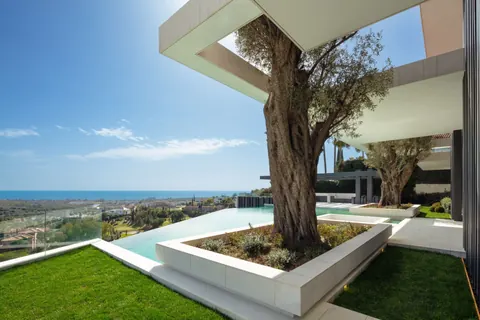 Architectural House Breathtaking views Mediterranean Sea & Golf Saltwater pool, 12 bedrooms in Los Flamingos - Marbella property for sale For Super Rich