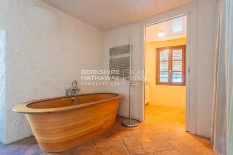 Century 17th House Panoramic view, swimming pool and pier, 16 bedrooms in Brienno - Lake Como luxury for sale For Super Rich