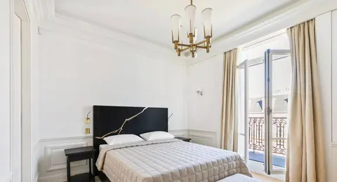 Luxury Apartment Panoramic View 5-minute walk from the Champs-Élysées, 4 bedrooms in Paris ads for sale For Super Rich
