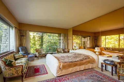 Elegant Villa Mountain View Lake View, 7 bedrooms in Campione d'Italia image for sale For Super Rich