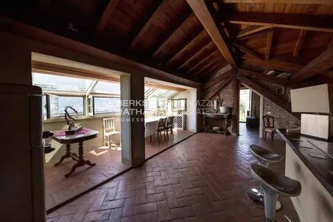 Elegant Villa Panoramic lake view, 9 bedrooms in Blevio - Como ads for sale For Super Rich