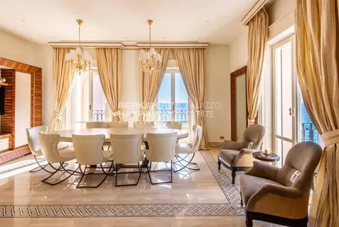 Luxury Villa Beach Front Sea View, 6 bedrooms in Albissola Marina photo for sale For Super Rich