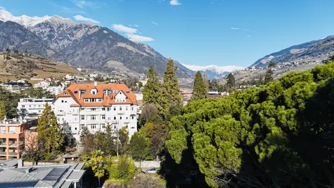 Luxury Villa Panoramic View Mountain View, 7 bedrooms in Merano South Tyrol unique for sale For Super Rich