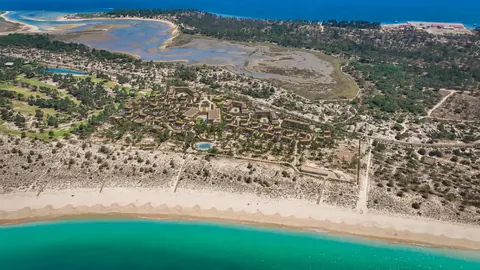 Luxury Villa Beach Front, 4 bedrooms in Comporta prix for sale For Super Rich