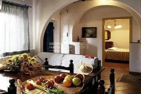 Country Ranch/Farm  vineyard with adjoining cellar, 23 bedrooms in Castelfiorentino property for sale For Super Rich