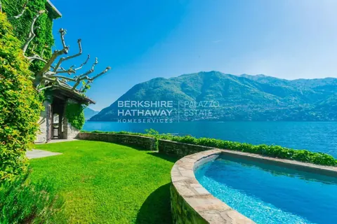 Century 17th House Panoramic view, swimming pool and pier, 16 bedrooms in Brienno - Lake Como photos for sale For Super Rich