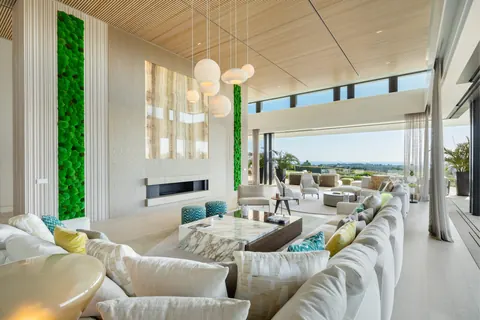 Luxury Villa Panoramic View gated community of The Hills, 6 bedrooms in Benahavis New for sale For Super Rich