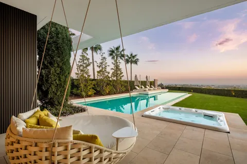 Luxury Villa Panoramic View gated community of The Hills, 6 bedrooms in Benahavis best for sale For Super Rich