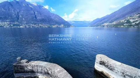 Historic Villa Lake View, 6 bedrooms in Faggeto Lario - Lake Como ILO2487 for sale For Super Rich