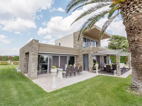 Luxury Villa Beach Front Sea View, 5 bedrooms in Halkidiki available for sale For Super Rich Luxury Villa Beach Front Sea View, 5 bedrooms in Halkidiki available for sale For Super Rich