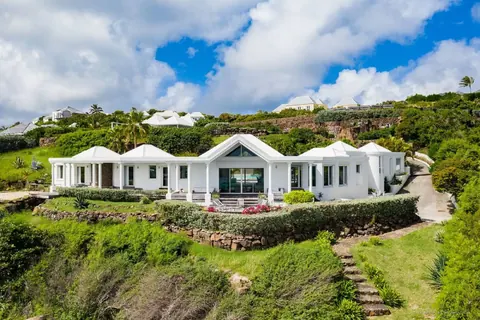 Luxury Villa Arrow Sea and Marigot Bay Views, 4 bedrooms in St Barth Used for sale For Super Rich