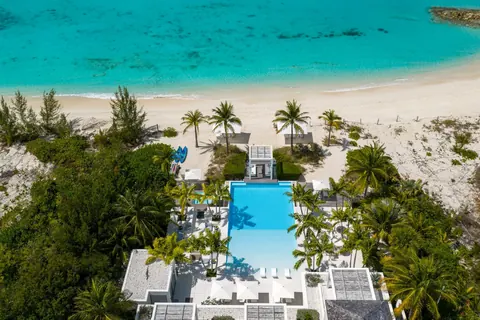 Architectural Villa Sea View 50 PRINCE OF WALES DRIVE, 7 bedrooms in Leeward – Providenciales