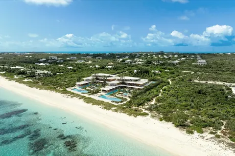 Luxury Land/Plots Beach Front, ---- bedrooms in Grace Bay Turtle Cove - Providenciales top for sale For Super Rich Luxury Land/Plots Beach Front, ---- bedrooms in Grace Bay Turtle Cove - Providenciales top for sale For Super Rich