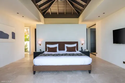 High-end Villa Never Say Never Panoramic Sea and Mountain views, 4 bedrooms in St Barth real estate for sale For Super Rich