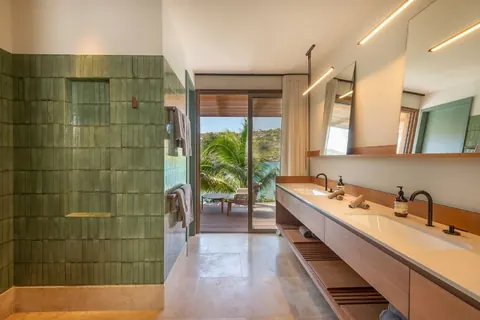 Luxury Villa Linda Beach front with private beach, 5 bedrooms in St Barth ultra luxury for sale For Super Rich Luxury Villa Linda Beach front with private beach, 5 bedrooms in St Barth ultra luxury for sale For Super Rich