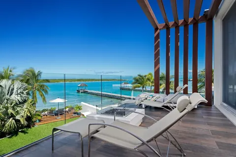 Luxury Villa Blue Cay Beach Estate 2 Beachfront, 6 bedrooms in Leeward - Providenciales expensive for sale For Super Rich Luxury Villa Blue Cay Beach Estate 2 Beachfront, 6 bedrooms in Leeward - Providenciales expensive for sale For Super Rich