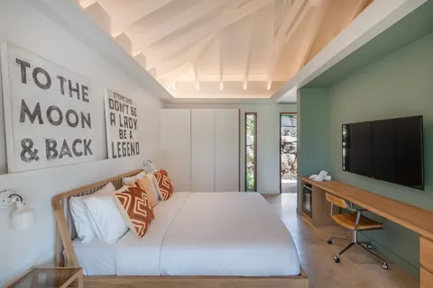 Luxury Villa Linda Beach front with private beach, 5 bedrooms in St Barth exclusive for sale For Super Rich Luxury Villa Linda Beach front with private beach, 5 bedrooms in St Barth exclusive for sale For Super Rich