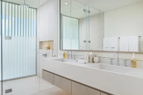 Luxury Villa 3 RESERVE Beachfront, 7 bedrooms in Grace Bay - Providenciales ultra luxury for sale For Super Rich