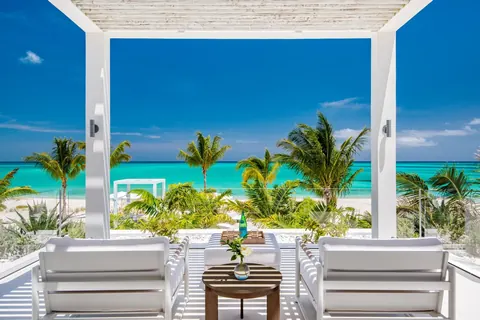 Architectural Villa Sea View 50 PRINCE OF WALES DRIVE, 7 bedrooms in Leeward - Providenciales exclusive for sale For Super Rich