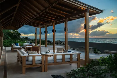 Luxury Villa 32 Amanyara Beachfront, 4 bedrooms in North West Point - Providenciales prix for sale For Super Rich