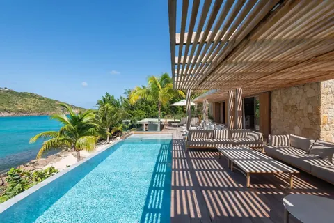 Luxury Villa Linda Beach front with private beach, 5 bedrooms in St Barth buy for sale For Super Rich Luxury Villa Linda Beach front with private beach, 5 bedrooms in St Barth buy for sale For Super Rich
