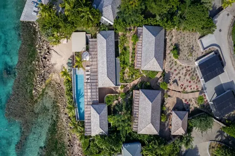 Luxury Villa Linda Beach front with private beach, 5 bedrooms in St Barth image for sale For Super Rich Luxury Villa Linda Beach front with private beach, 5 bedrooms in St Barth image for sale For Super Rich