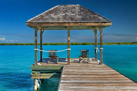 Luxury Villa Blue Cay Beach Estate 2 Beachfront, 6 bedrooms in Leeward - Providenciales image for sale For Super Rich Luxury Villa Blue Cay Beach Estate 2 Beachfront, 6 bedrooms in Leeward - Providenciales image for sale For Super Rich