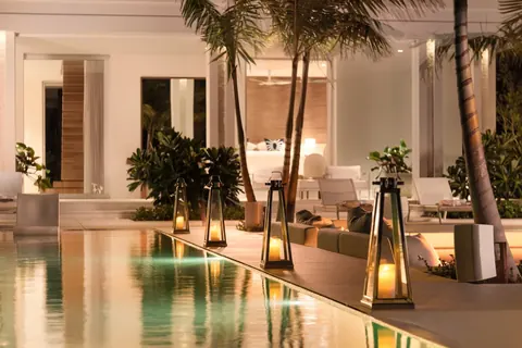 Architectural Villa Sea View 50 PRINCE OF WALES DRIVE, 7 bedrooms in Leeward - Providenciales photo for sale For Super Rich