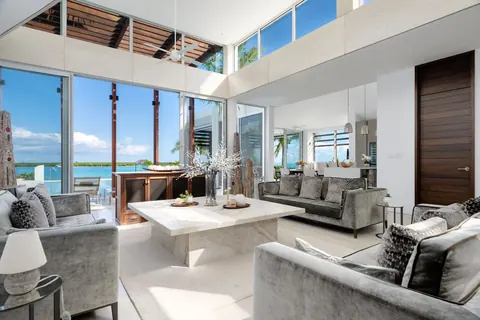 Luxury Villa Blue Cay Beach Estate 2 Beachfront, 6 bedrooms in Leeward - Providenciales search for sale For Super Rich Luxury Villa Blue Cay Beach Estate 2 Beachfront, 6 bedrooms in Leeward - Providenciales search for sale For Super Rich