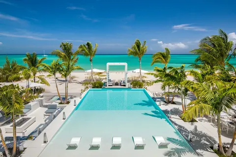 Architectural Villa Sea View 50 PRINCE OF WALES DRIVE, 7 bedrooms in Leeward - Providenciales buy for sale For Super Rich