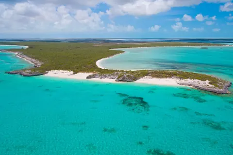 Extraordinary Private island Beach Front, --- bedrooms in Joe Grant Cay - East Caicos property for sale For Super Rich