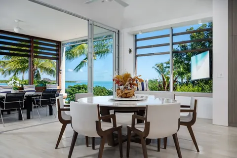 Luxury Villa Blue Cay Beach Estate 2 Beachfront, 6 bedrooms in Leeward - Providenciales best for sale For Super Rich Luxury Villa Blue Cay Beach Estate 2 Beachfront, 6 bedrooms in Leeward - Providenciales best for sale For Super Rich