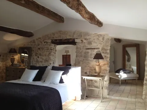 Country House Tuscan style wisteria-festooned terrace, 5 bedrooms in Grasse Classified ads for sale For Super Rich