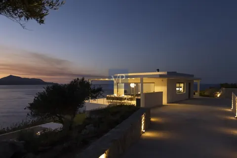 Luxury Villa Aoria Seafront, 5 bedrooms in Chania - Crete top for sale For Super Rich
