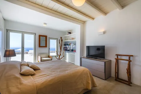 Luxury Villa Near Nammos Beach Bar and Psarou Beach Sea view, 13 bedrooms in Mykonos exclusive for sale For Super Rich