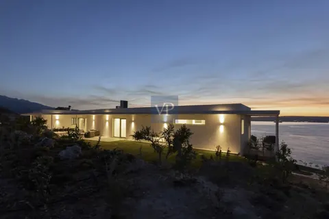 Luxury Villa Aoria Seafront, 5 bedrooms in Chania - Crete deal for sale For Super Rich