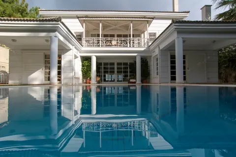 Elegant House 6 parking spaces Upscale neighborhood, 5 bedrooms in Filothei