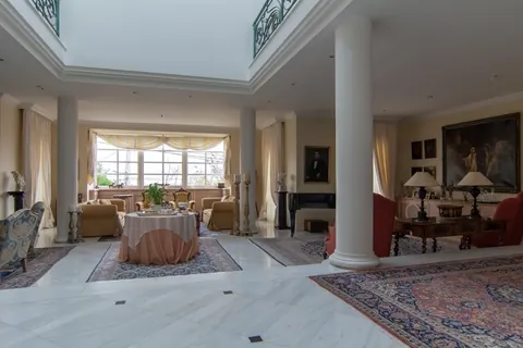 Elegant House 6 parking spaces Upscale neighborhood, 5 bedrooms in Filothei exclusive for sale For Super Rich