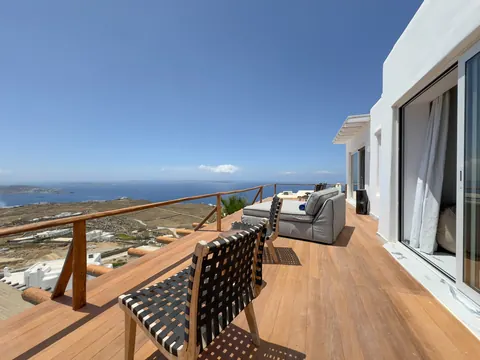 Premium Hotel Panoramic sea view overlooking the Aegean, Tennis court, 29 bedrooms in Mykonos 2168917 for sale For Super Rich