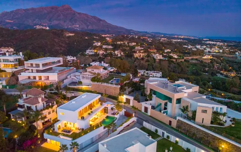 Design Villa Infinity Mediterranean lifestyle, several bedrooms in Marbella ultra luxury for sale For Super Rich Design Villa Infinity Mediterranean lifestyle, several bedrooms in Marbella ultra luxury for sale For Super Rich
