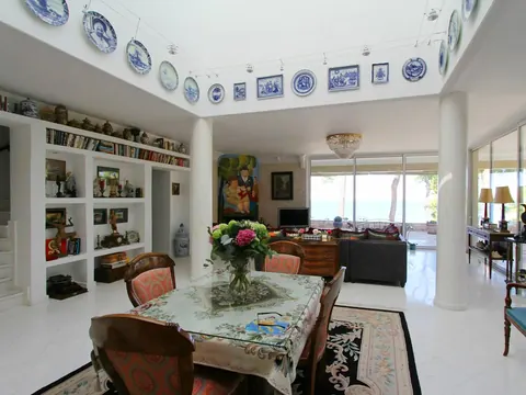 Luxury Villa Sea View 25 m swimming pool, 8 bedrooms in Halkidiki top for sale For Super Rich
