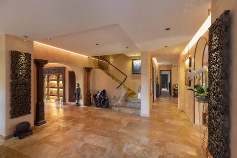 Architectural Villa Beach Front Sea View, 7 bedrooms in Sitges top for sale For Super Rich