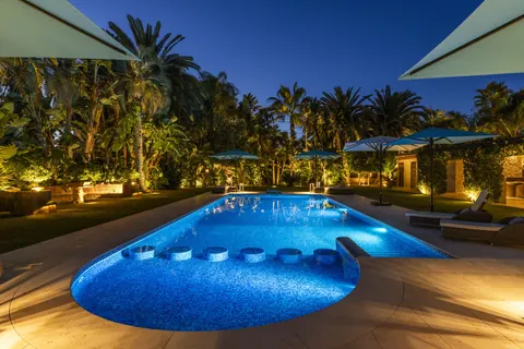 Architectural Villa Beach Front Sea View, 7 bedrooms in Sitges available for sale For Super Rich